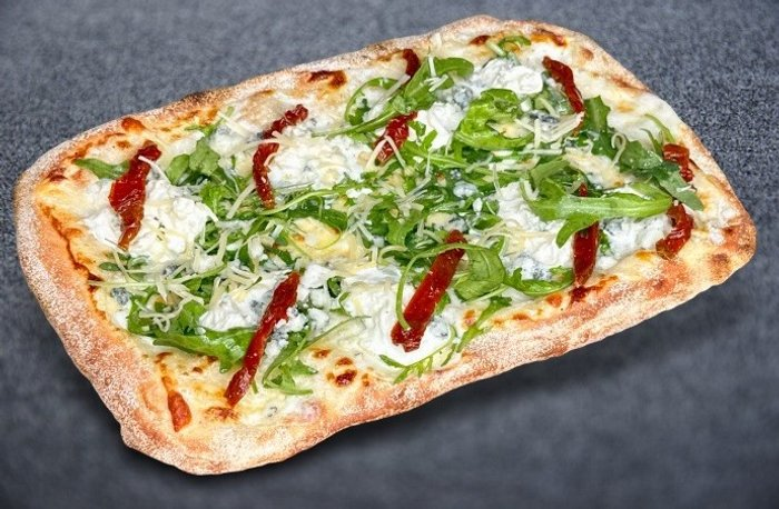 Кватро Формаджи с вялеными томатами