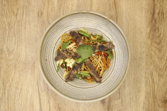 Wok c телячьей вырезкой